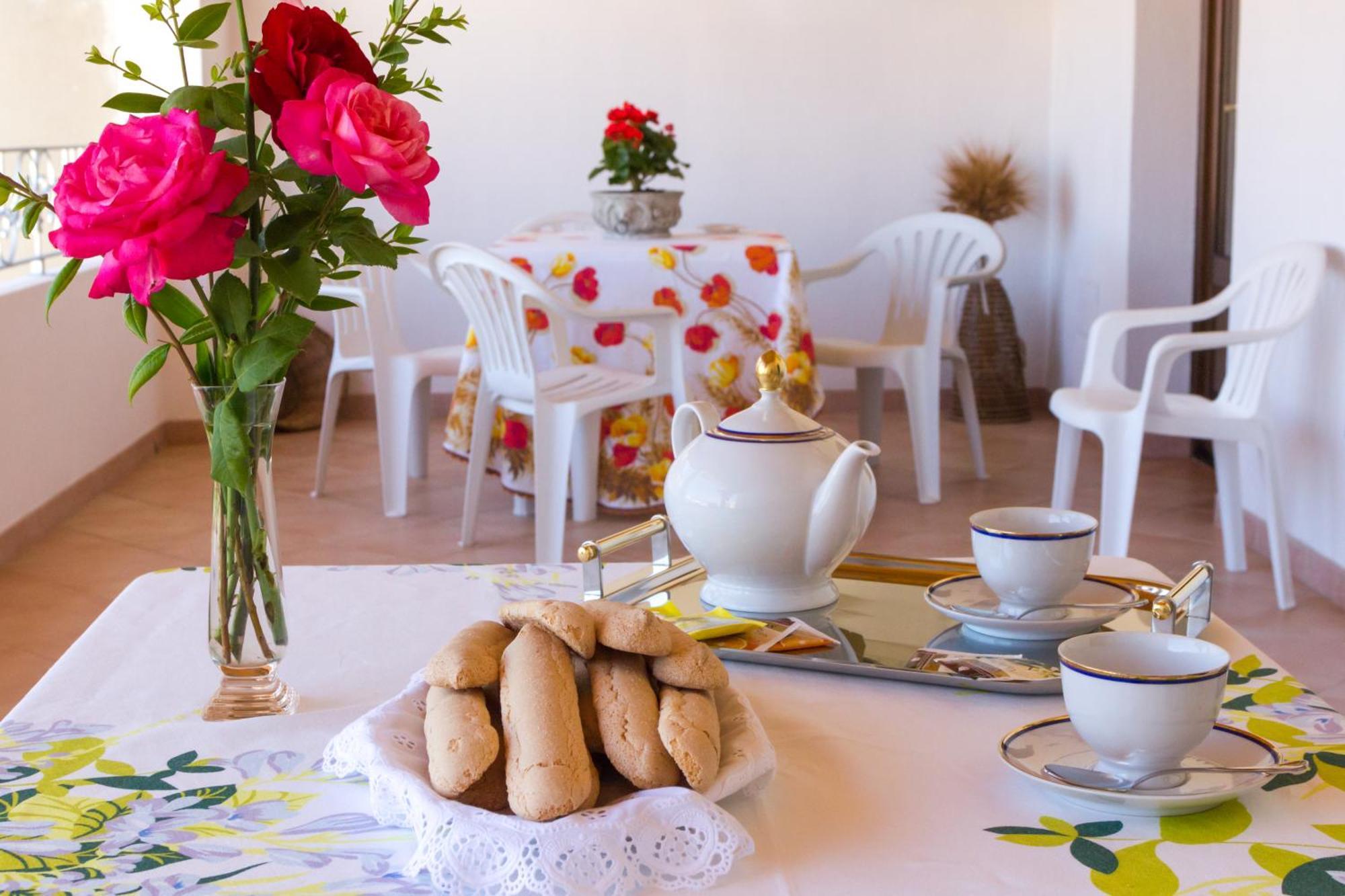 Bed and Breakfast Casa Titti Càbras Exterior foto